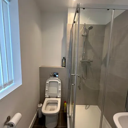 C U Property Ltd Manchester Esterno foto