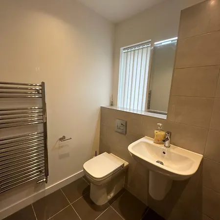 C U Property Ltd Manchester Esterno foto