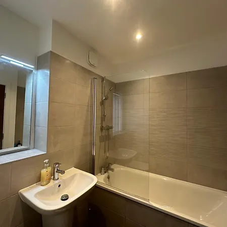 C U Property Ltd Manchester Esterno foto