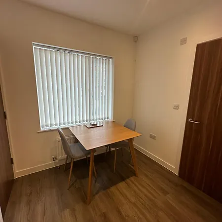 C U Property Ltd Manchester Esterno foto