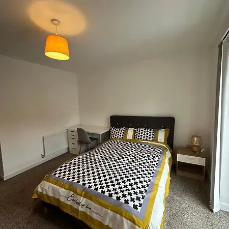 C U Property Ltd Manchester Esterno foto