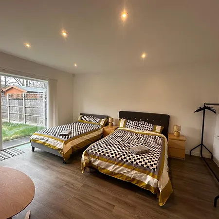 C U Property Ltd Manchester Esterno foto